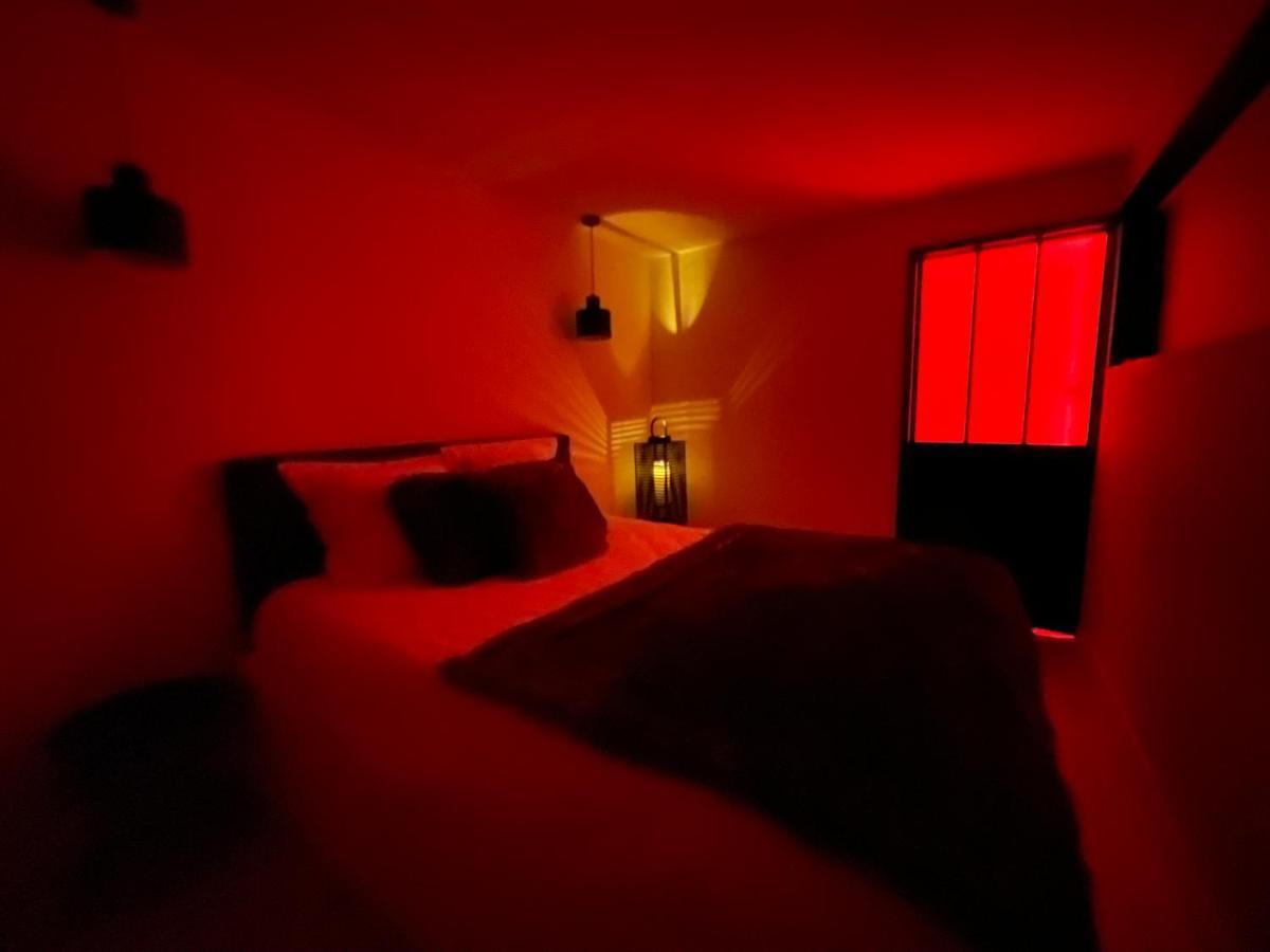 דירות סן סיפריאן Loft Red Lights מראה חיצוני תמונה